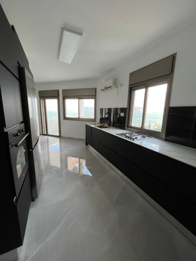דירת נופש טבריה Apartment Екстериор снимка