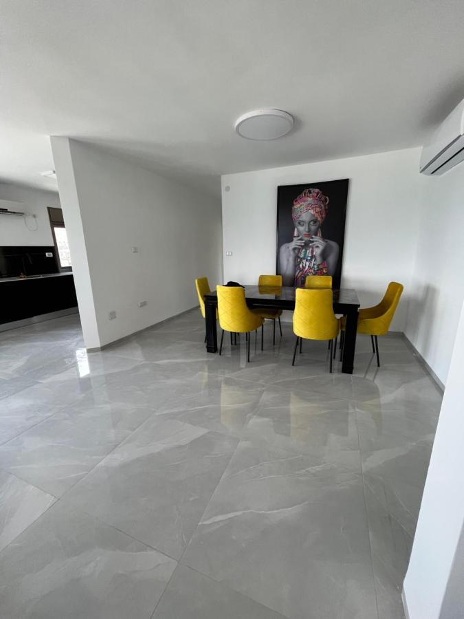 דירת נופש טבריה Apartment Екстериор снимка