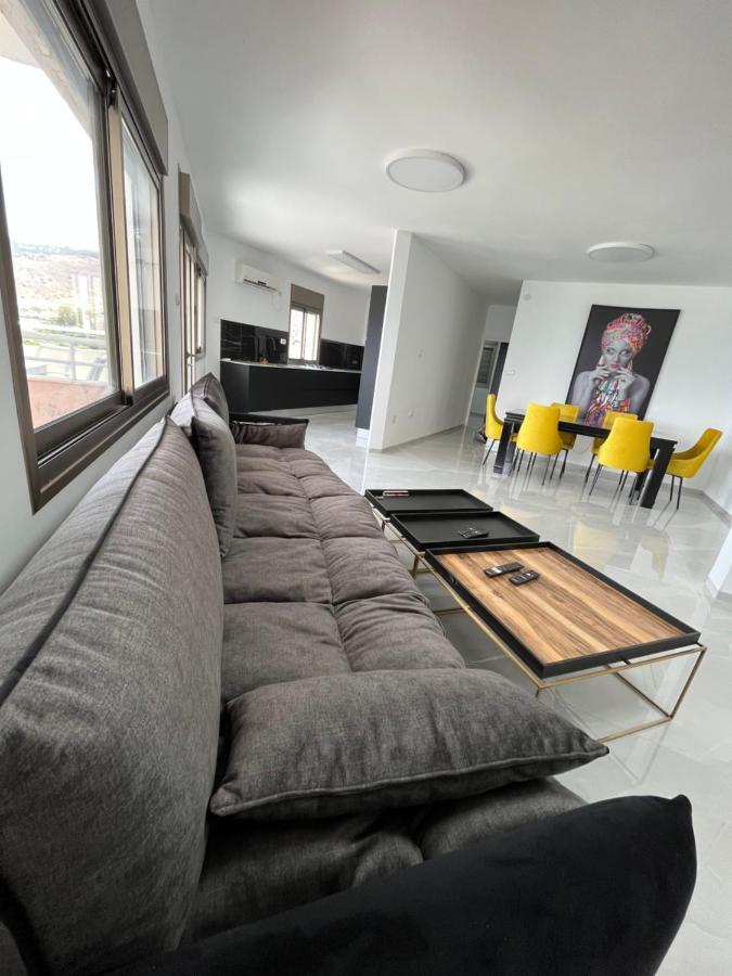 דירת נופש טבריה Apartment Екстериор снимка