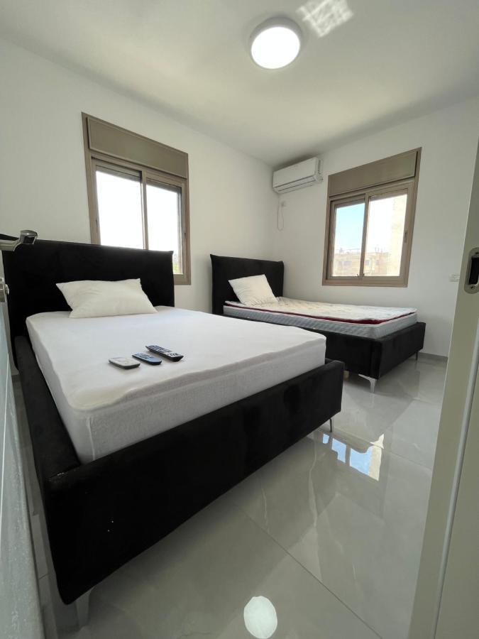 דירת נופש טבריה Apartment Екстериор снимка